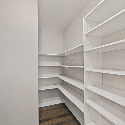 Grace Master Closet